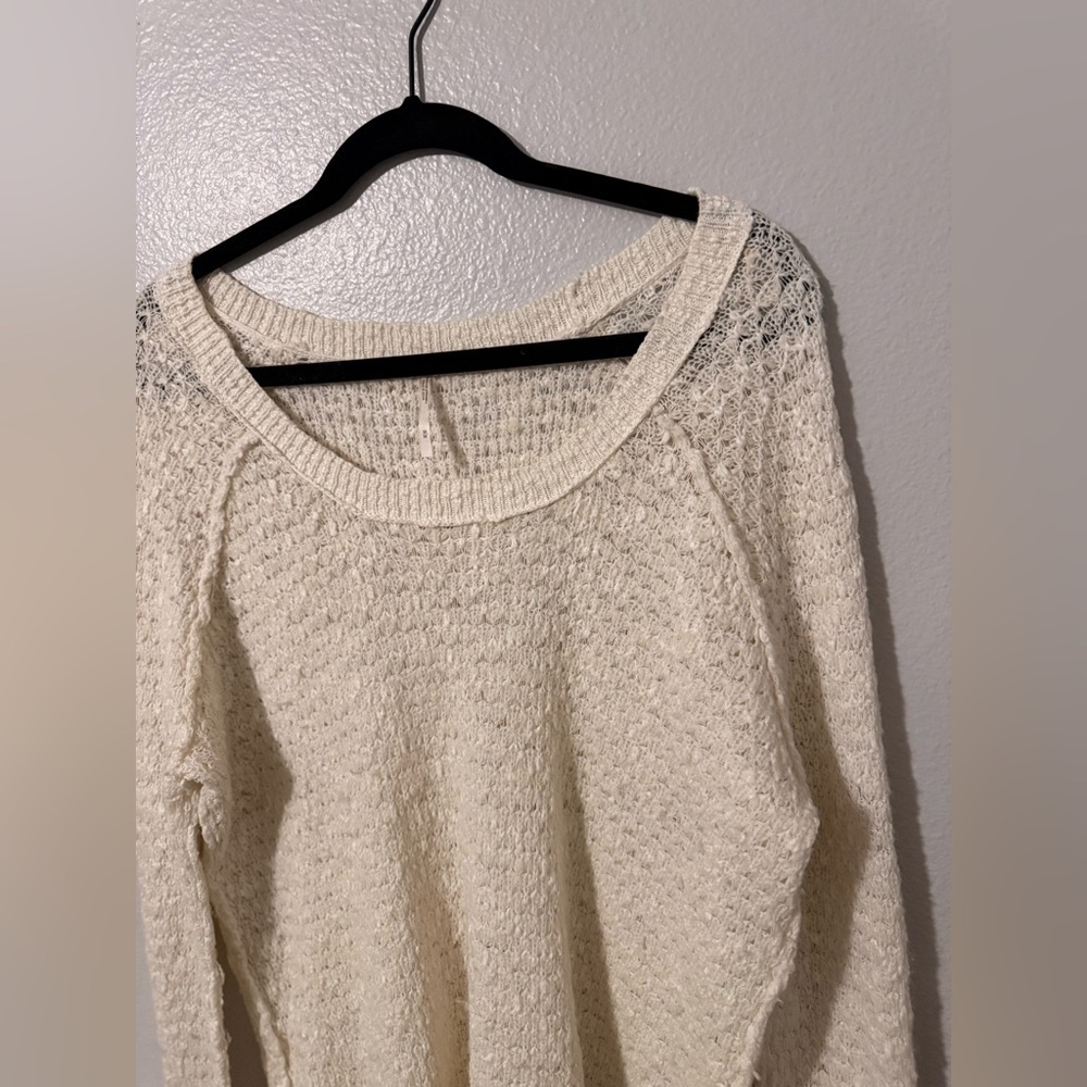 Free People Boat Neck High Low Cozy Cream Ivory Knit Sweater. Size: Medium. - Picture 4 of 12